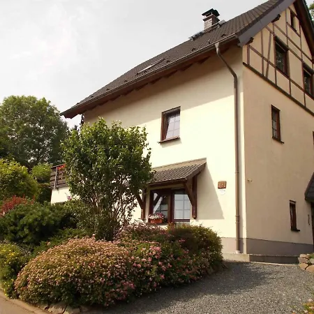 Lohse Apartment *